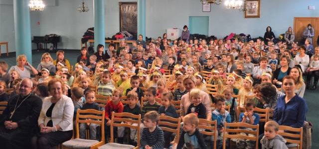 Opolskie Przedszkolaki Śpiewają Kolędy